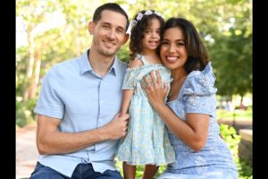 Unlocking Bilingual Potential: Speech Pathologist Advocates for Early Language Exposure